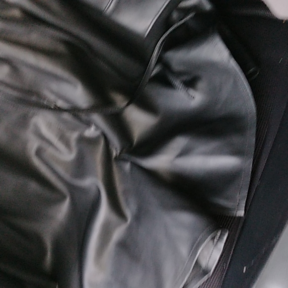 Leather rmpr - Picture 3 of 5